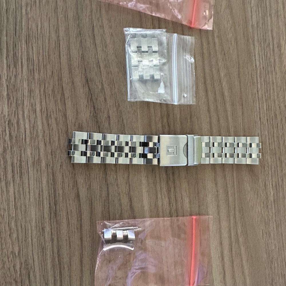 Tissot Sea Star 1000 Powermatic 80 T120.807.11.051.00 40mm - Picture 2 of 5